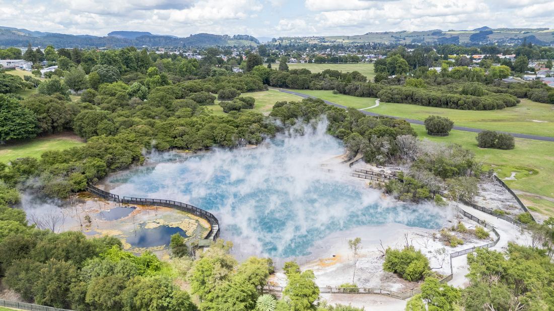 Rotorua & Taupō — aerial view